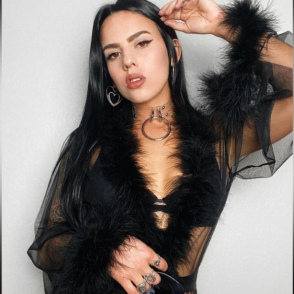 🔱 Meet your Seller 🔱 𝕰𝖉𝖊𝖓 - Picture 9 of 16